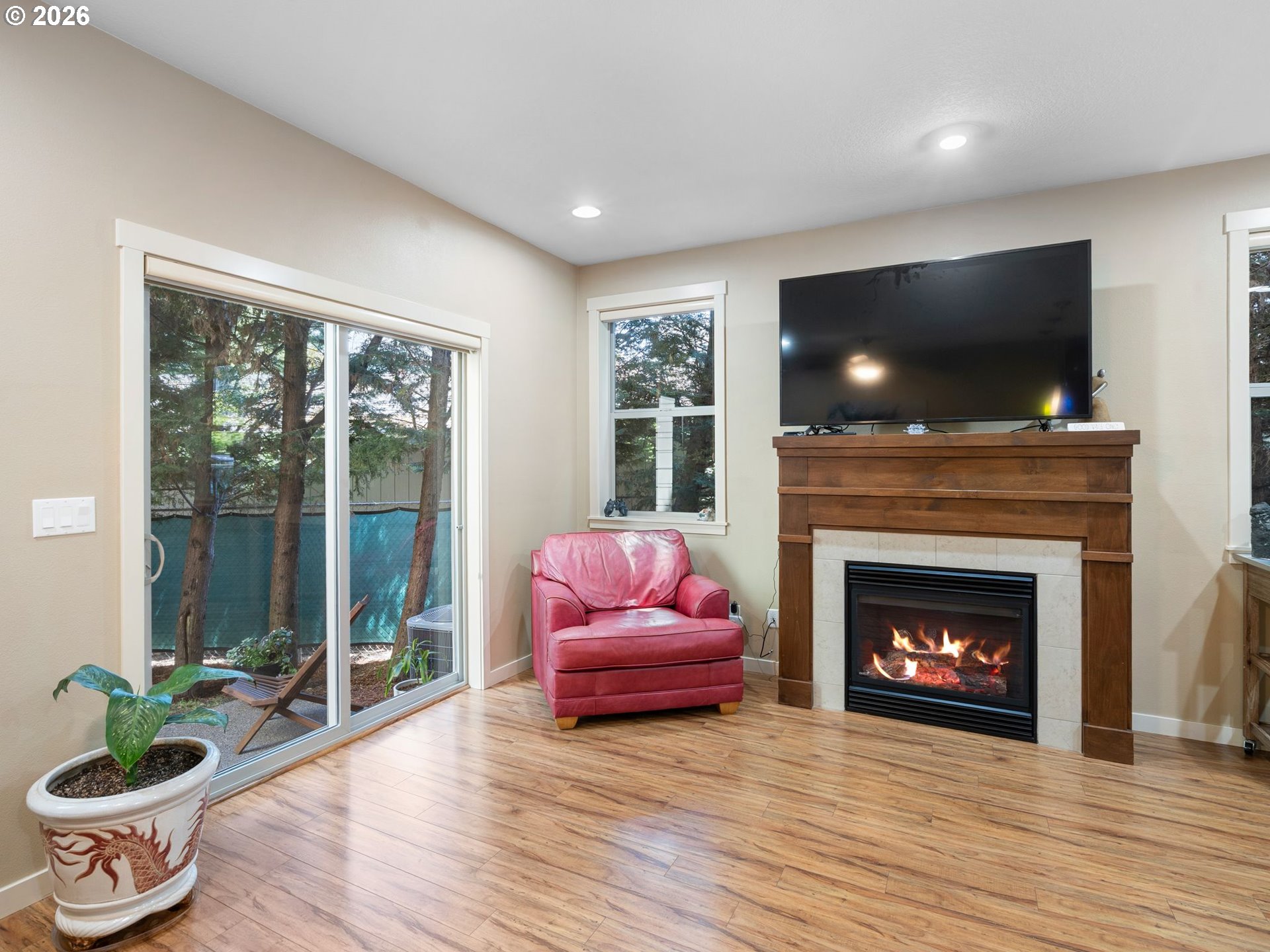 11352 Southwest Hallmark Terrace Tigard, OR 97223 - Photo 10 of 29 Living Room