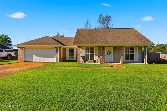 $240,000 | 907 Oakwood Cove, Pearl, MS 39208