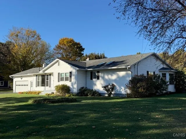 $329,900 | 3727 Lyncourt Drive, Cortlandville, NY 13045