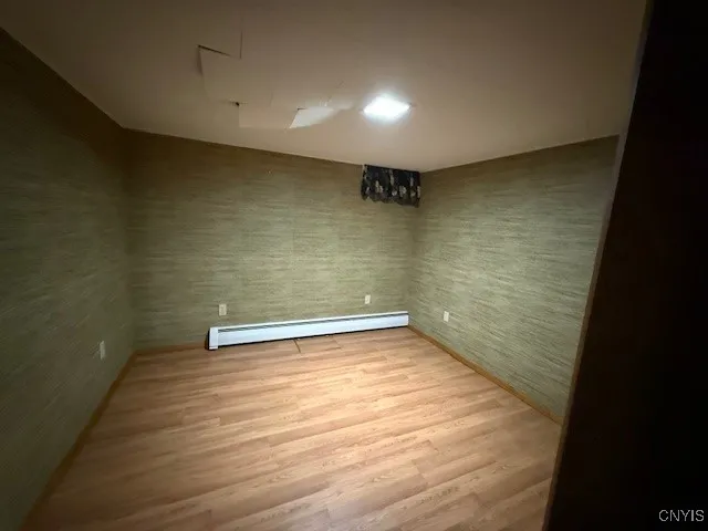 $329,900 | 3727 Lyncourt Drive, Cortlandville, NY 13045