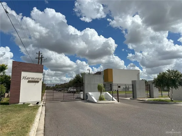 $1,525 | 2404 Harmony Lane, Unit B, Mission, TX 78574