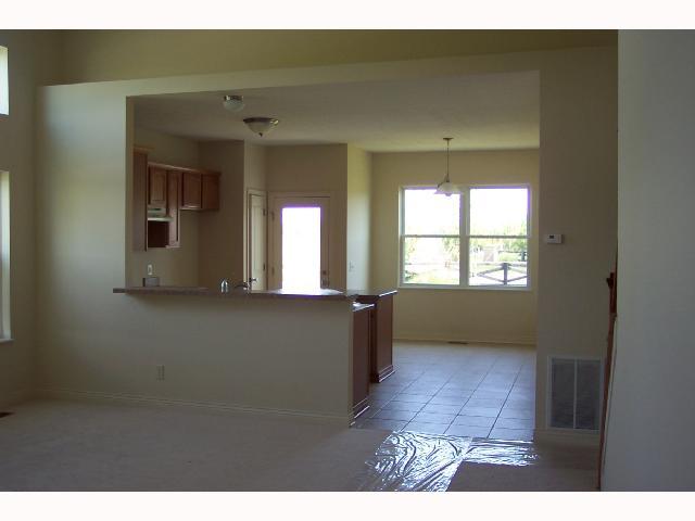 100 Brenden Loop, Unit 8932 Delaware, OH 43015 - Photo 3 of 7
