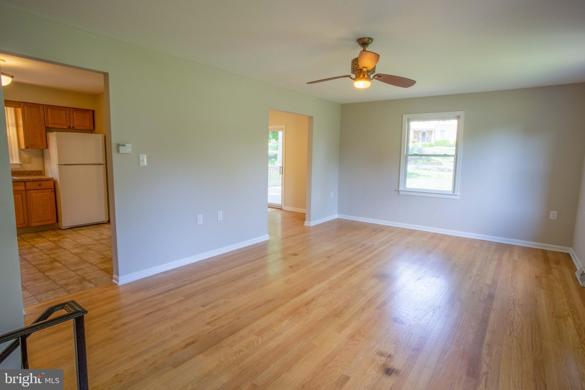 7 Sunnydell Road Elkton, MD 21921 - Photo 14 of 38 Spacious Living Room with tons of Natural Light
