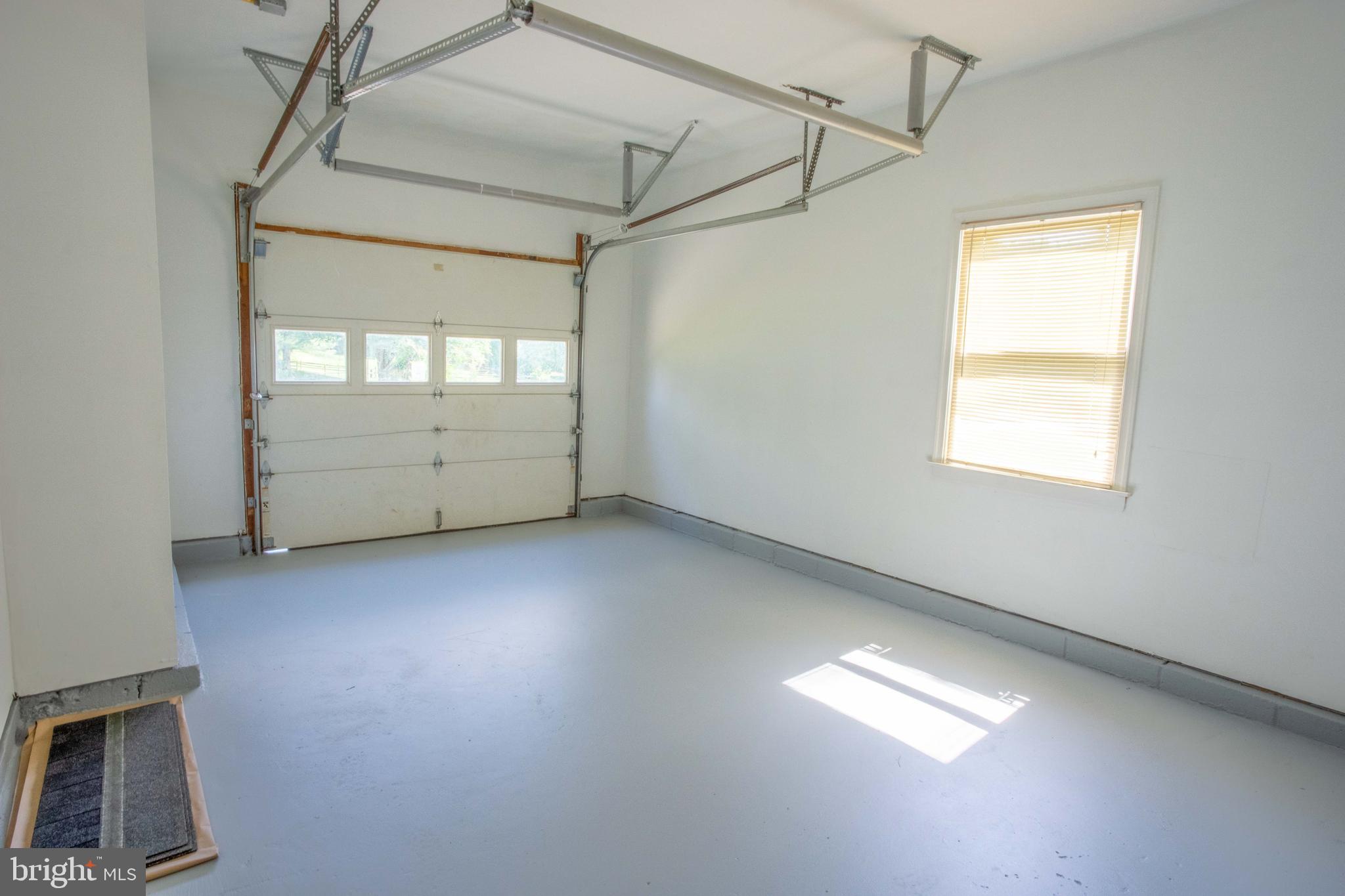7 Sunnydell Road Elkton, MD 21921 - Photo 35 of 38 Garage with Interior Access to Main Level