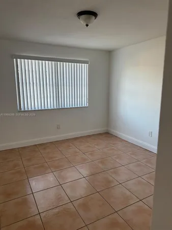 $2,250 | 4500 Northwest 79th Avenue, Unit 2B, Doral, FL 33166