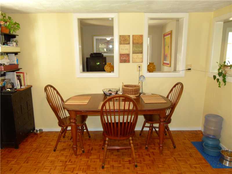 1422 Middle Road East Greenwich, RI 02818 - Photo 11 of 25 Kitchen.