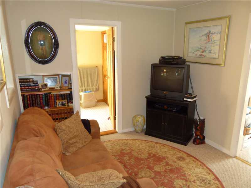 1422 Middle Road East Greenwich, RI 02818 - Photo 14 of 25 Other. Small sitting area outside second bedroom.
