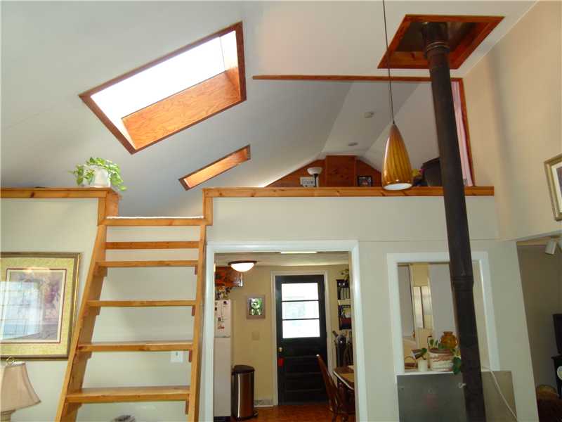 1422 Middle Road East Greenwich, RI 02818 - Photo 19 of 25 Other. Loft bedroom.