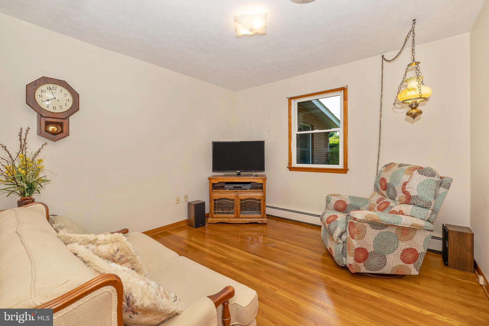 6051 Mt Phillip Road Frederick, MD 21703 - Photo 15 of 25