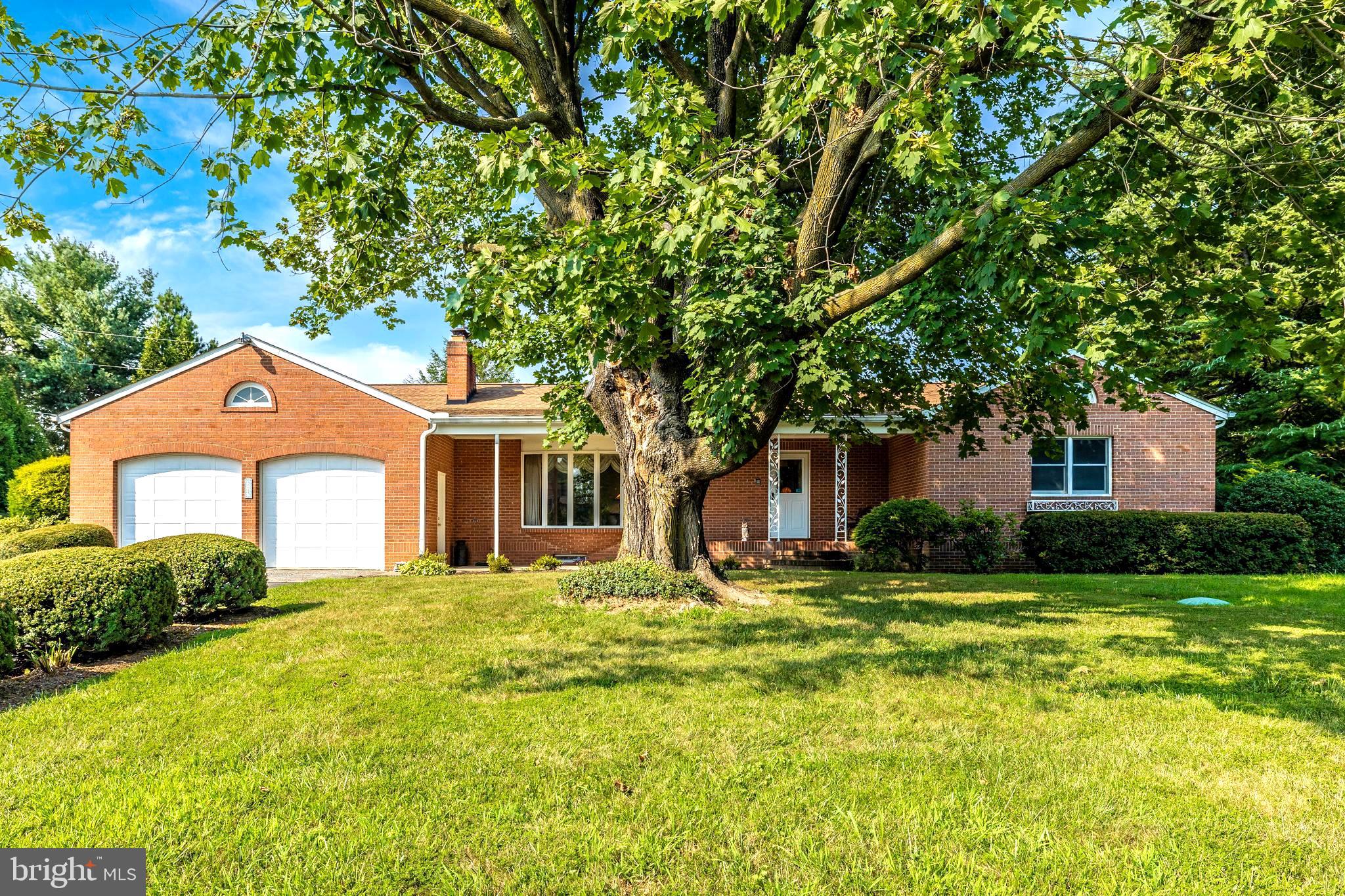 6051 Mt Phillip Road Frederick, MD 21703 - Photo 2 of 25