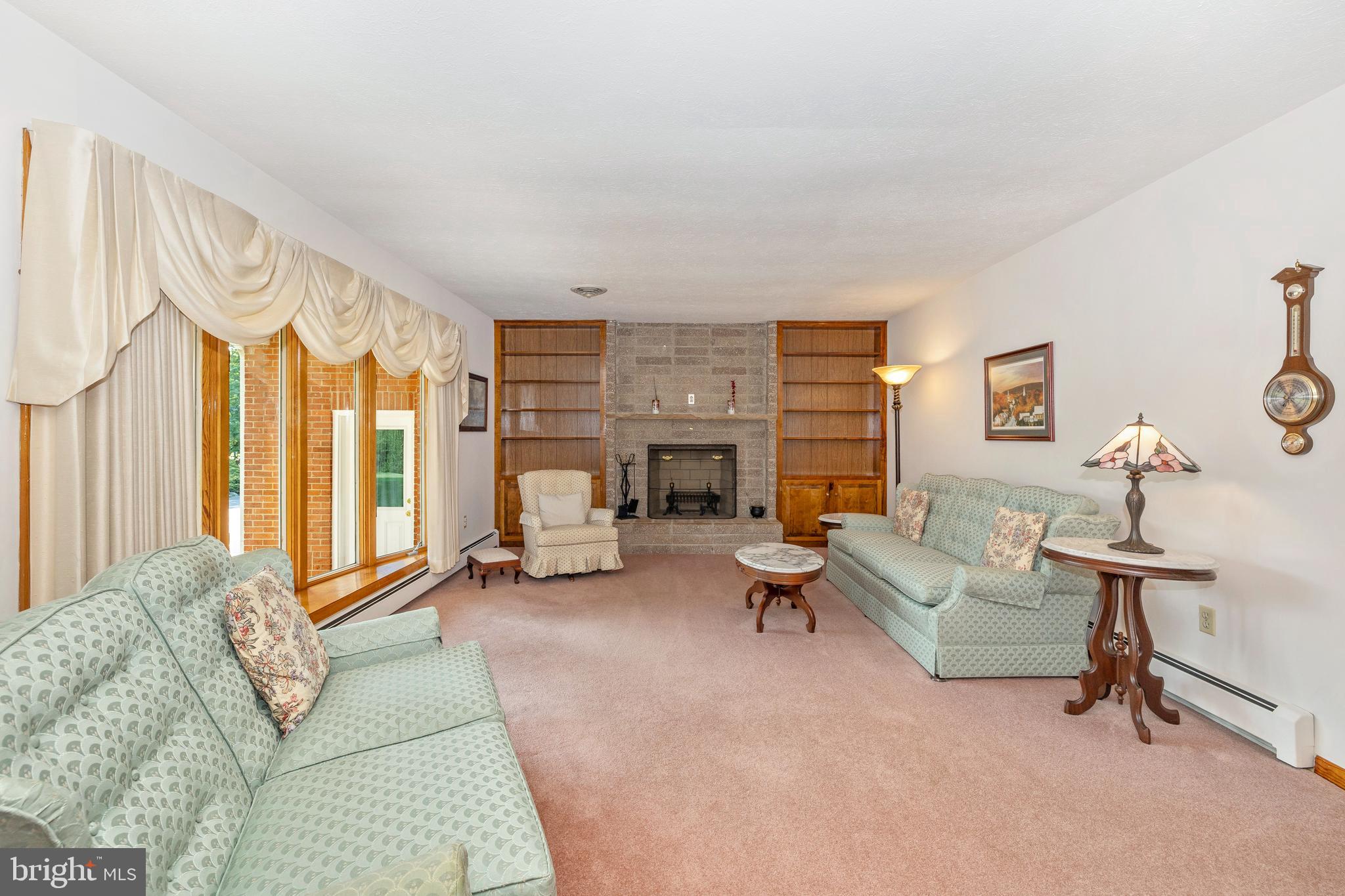 6051 Mt Phillip Road Frederick, MD 21703 - Photo 4 of 25