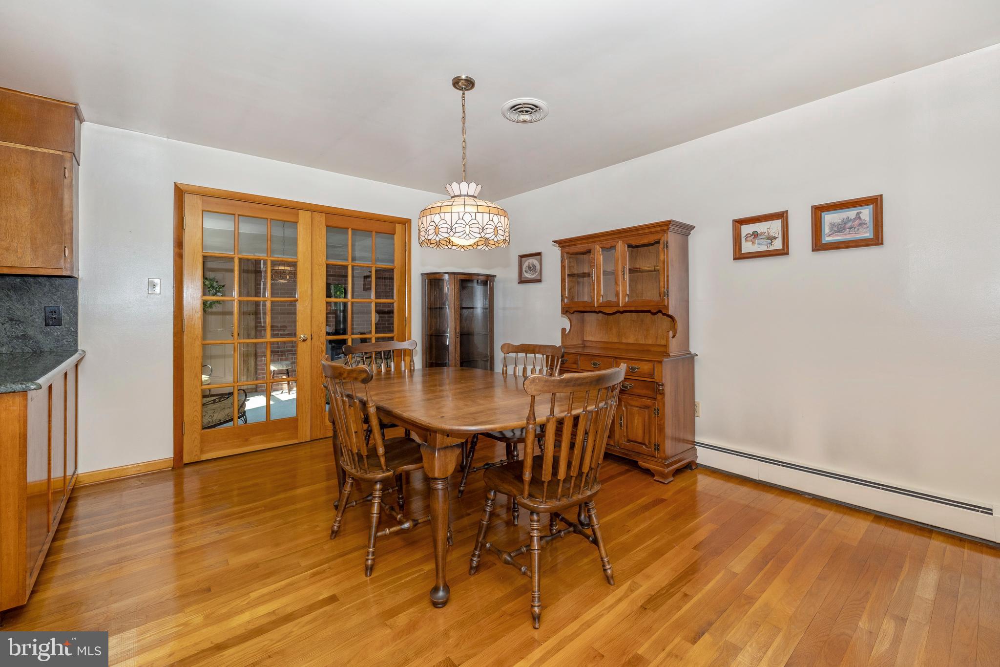 6051 Mt Phillip Road Frederick, MD 21703 - Photo 7 of 25