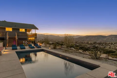 $1,150,000 | 5637 Minna Gombell Lane, Pioneertown, CA 92268