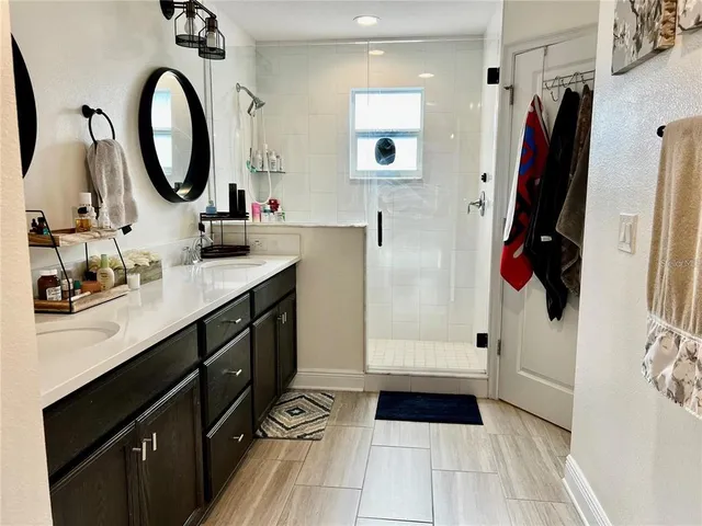 $5,500 | 3704 West Wyoming Avenue, Tampa, FL 33611