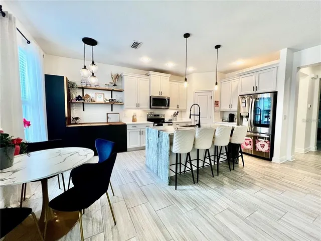 $5,500 | 3704 West Wyoming Avenue, Tampa, FL 33611