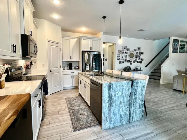 $5,500 | 3704 West Wyoming Avenue, Tampa, FL 33611