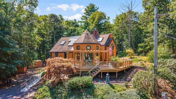 $699,900 | 81 Lake View Boulevard, Plymouth, MA 02360