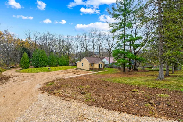 $324,900 | W288S250 Elmhurst Road, Waukesha, WI 53188