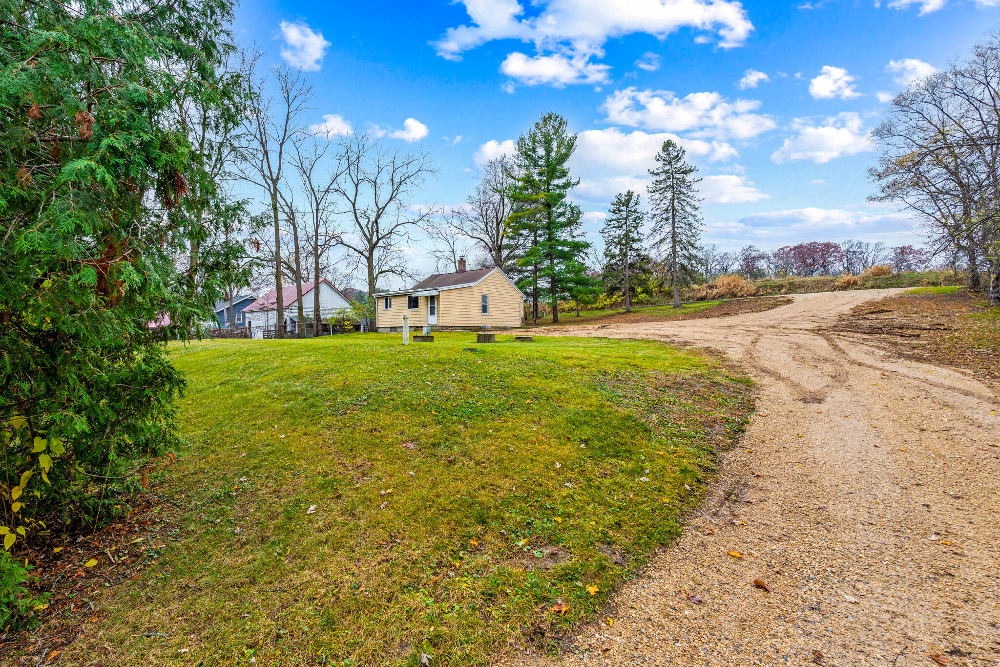 W288S250 Elmhurst Road Waukesha, WI 53188 - Photo 18 of 26 W288S250 Elmhurst Rd, Waukesha-HDR-08
