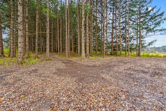 $349,900 | W288S250 Elmhurst Road, Waukesha, WI 53188