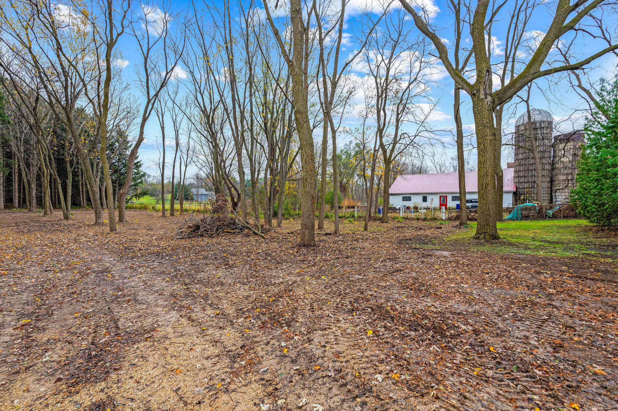 W288S250 Elmhurst Road Waukesha, WI 53188 - Photo 26 of 32 W288S250 Elmhurst Rd, Waukesha-HDR-10