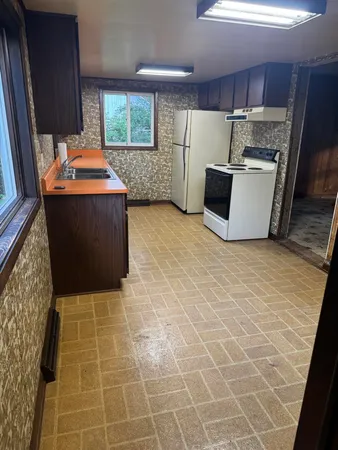 $324,900 | W288S250 Elmhurst Road, Waukesha, WI 53188