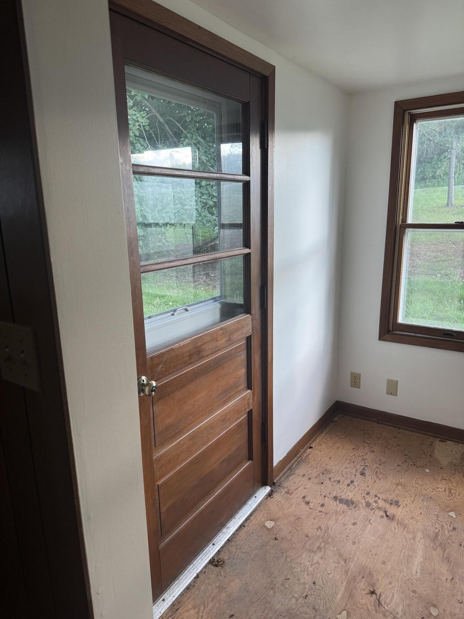 W288S250 Elmhurst Road Waukesha, WI 53188 - Photo 10 of 32 IMG_5271