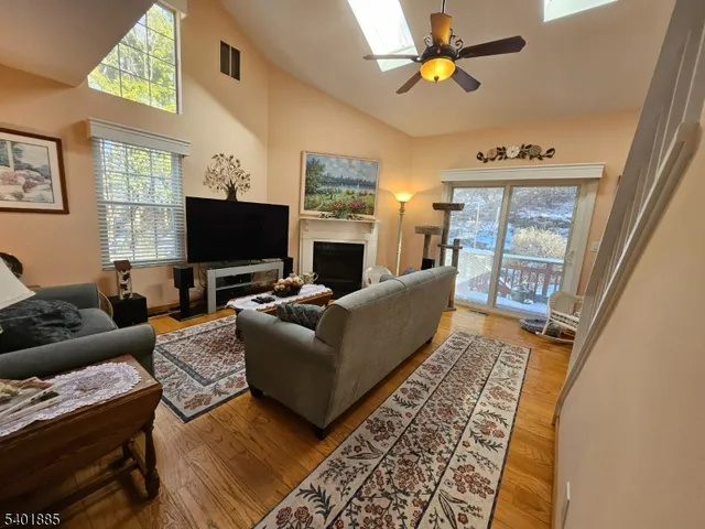 $376,000 | 47 Rhea Run, Newton, NJ 07860