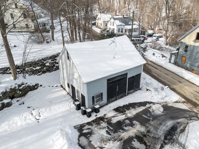 $440,000 | 10 Chance Pond Road, Franklin, NH 03235