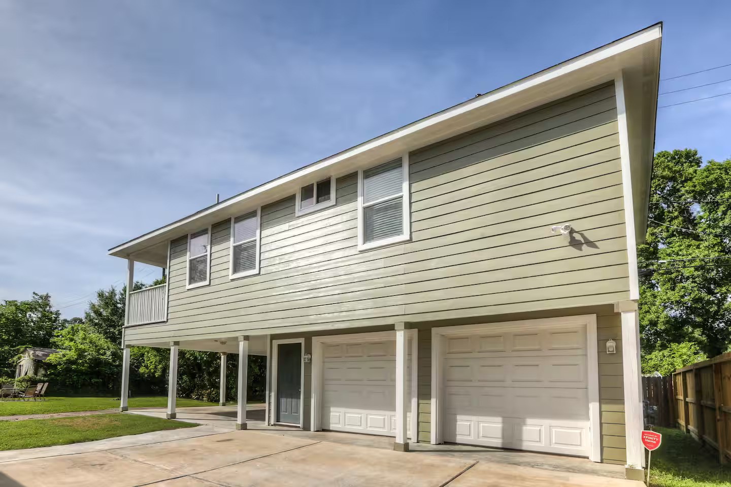 3523 Charleston Street Houston, TX 77021 - Photo 10 of 17 a front view of a house with a yard