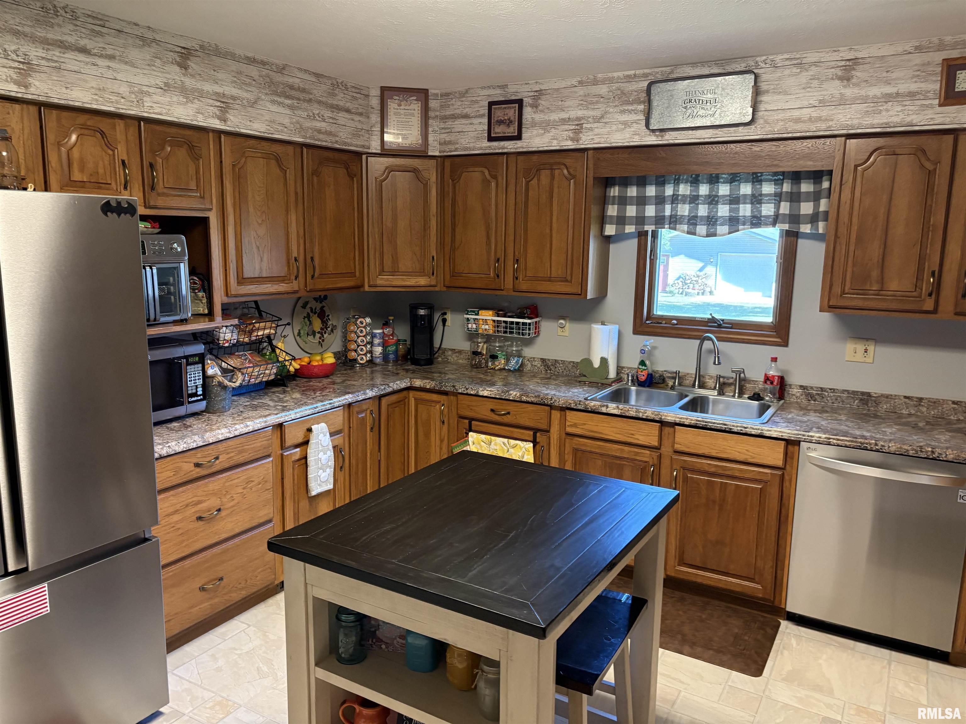 605 West George Street Ava, IL 62907 - Photo 12 of 64