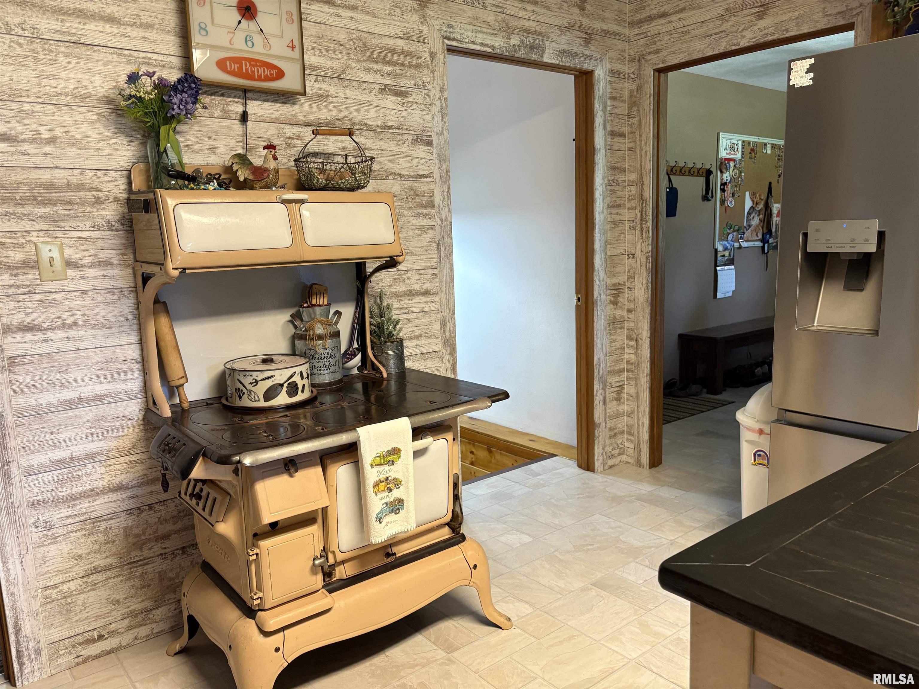 605 West George Street Ava, IL 62907 - Photo 16 of 64