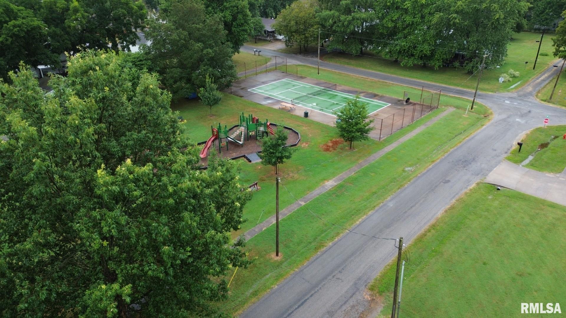 605 West George Street Ava, IL 62907 - Photo 5 of 64