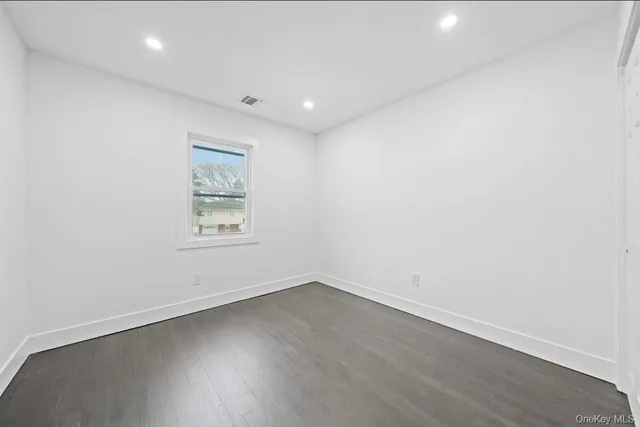 $774,987 | 200 Irish Lane, Islip Terrace, NY 11752