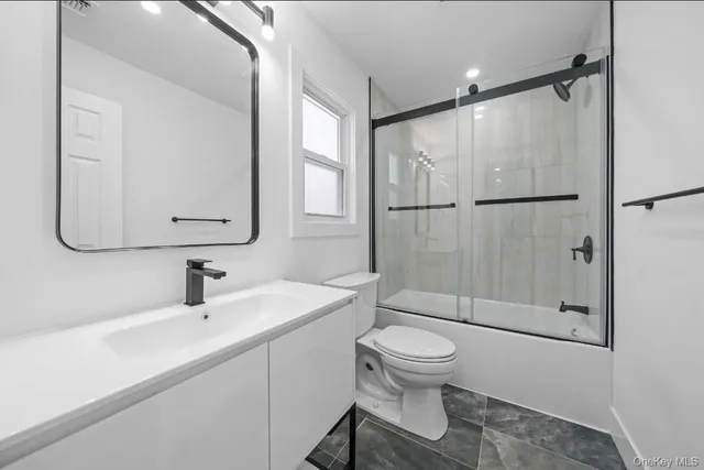 $774,987 | 200 Irish Lane, Islip Terrace, NY 11752