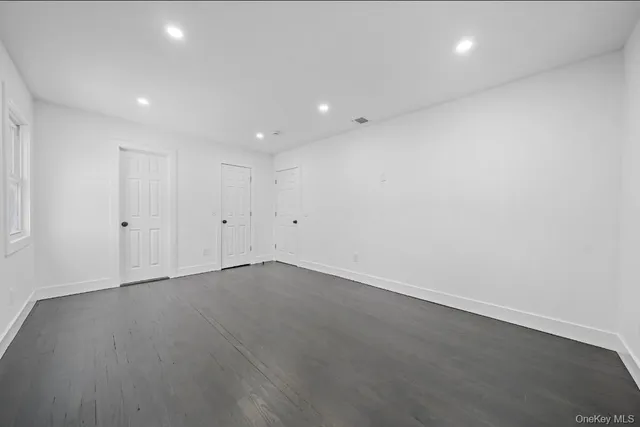 $774,987 | 200 Irish Lane, Islip Terrace, NY 11752