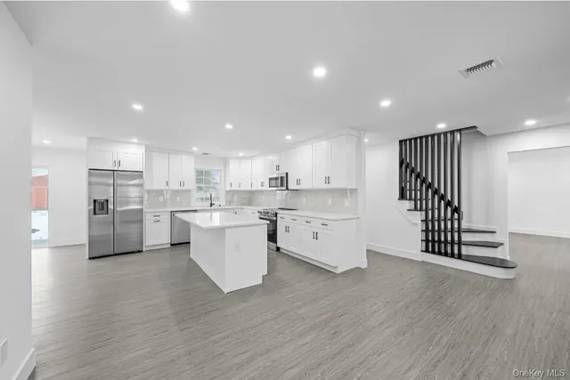 $774,987 | 200 Irish Lane, Islip Terrace, NY 11752