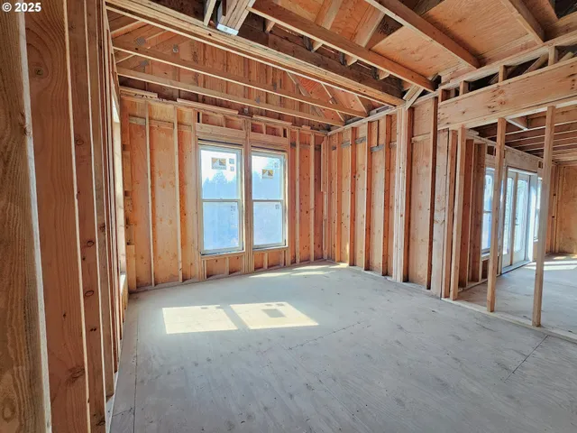 $325,000 | 272 Johnson Road, Lyle, WA 98635