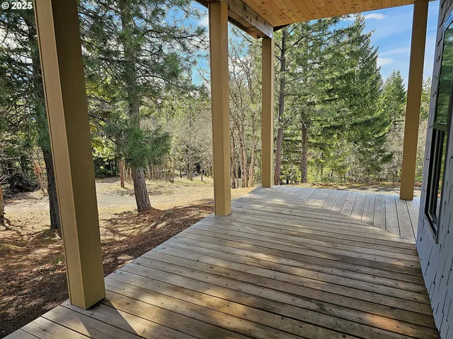 $325,000 | 272 Johnson Road, Lyle, WA 98635