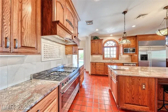 $2,180,000 | 220 Hallett Cove Court, Boulder City, NV 89005