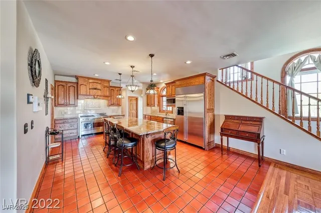 $2,180,000 | 220 Hallett Cove Court, Boulder City, NV 89005