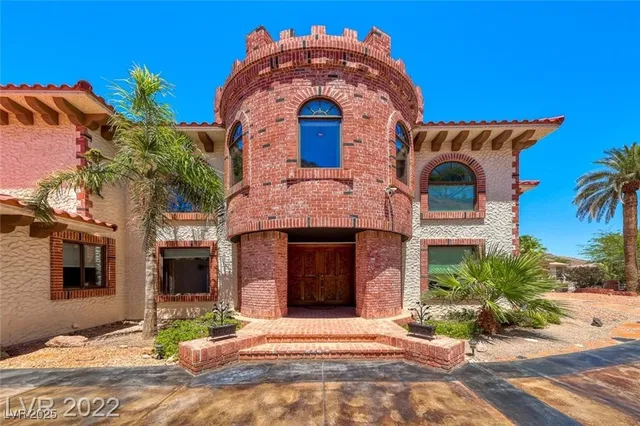 $2,180,000 | 220 Hallett Cove Court, Boulder City, NV 89005