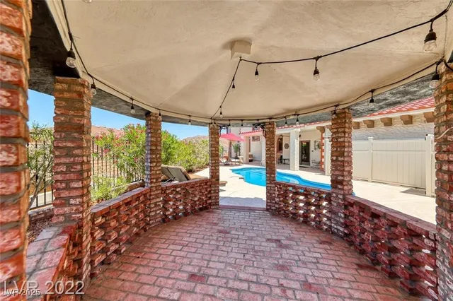 $2,180,000 | 220 Hallett Cove Court, Boulder City, NV 89005