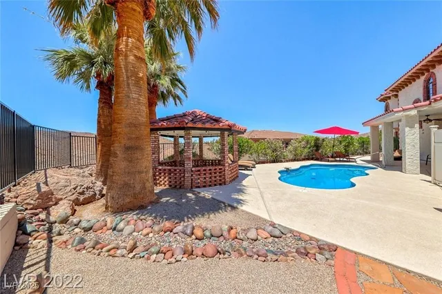 $2,180,000 | 220 Hallett Cove Court, Boulder City, NV 89005