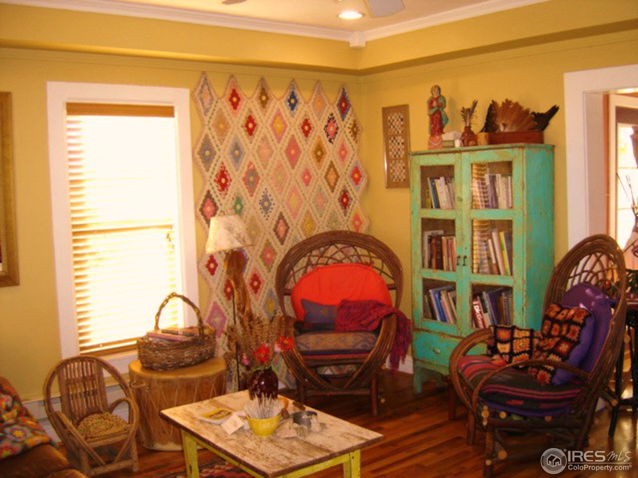7453 Hygiene Road Longmont, CO 80503 - Photo 9 of 25 Living Room