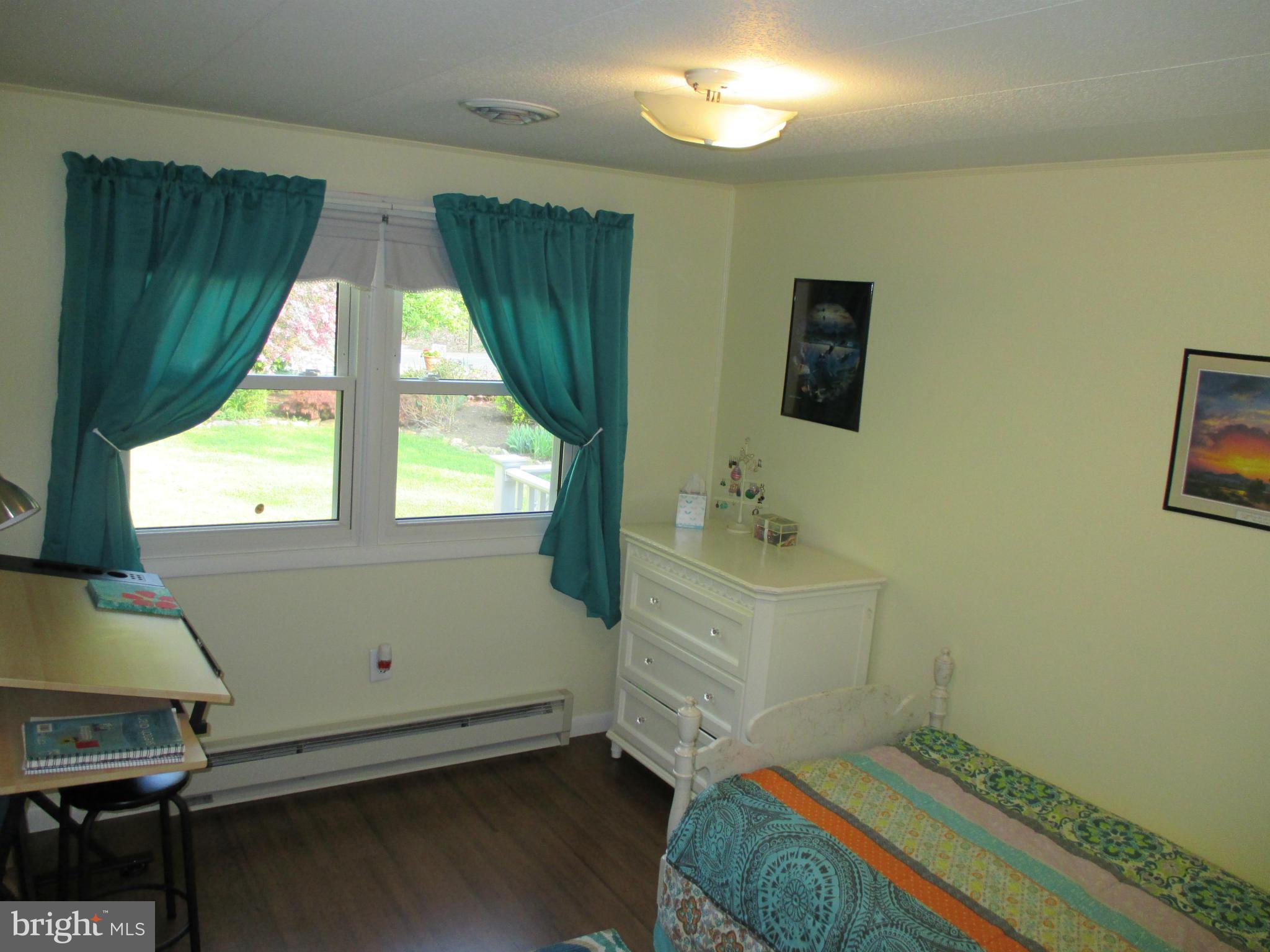 1814 Benedict Road Westminster, MD 21157 - Photo 13 of 28 Interior (General)