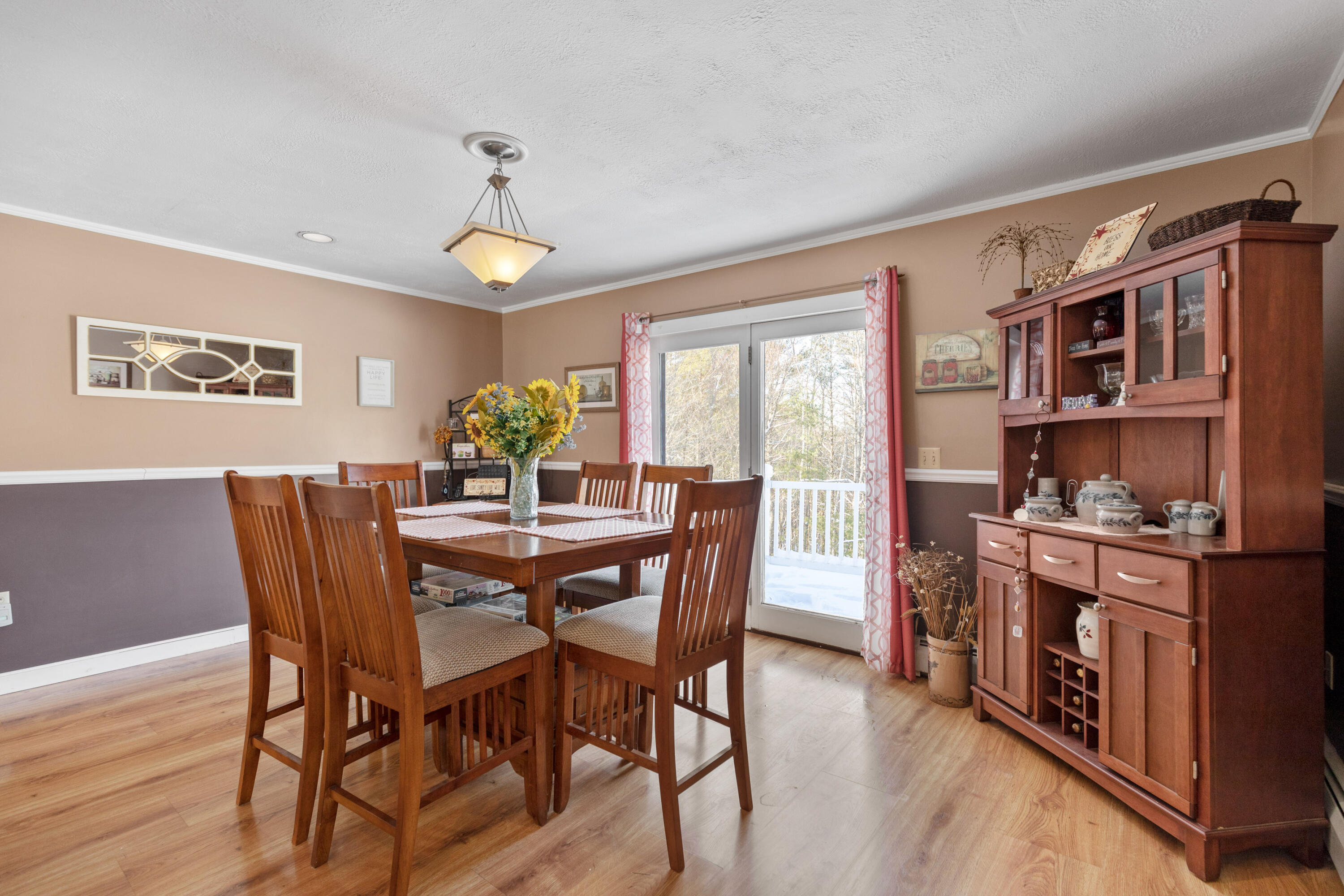 35 Old County Road Windham, ME 04062 - Photo 12 of 48 Dining Area