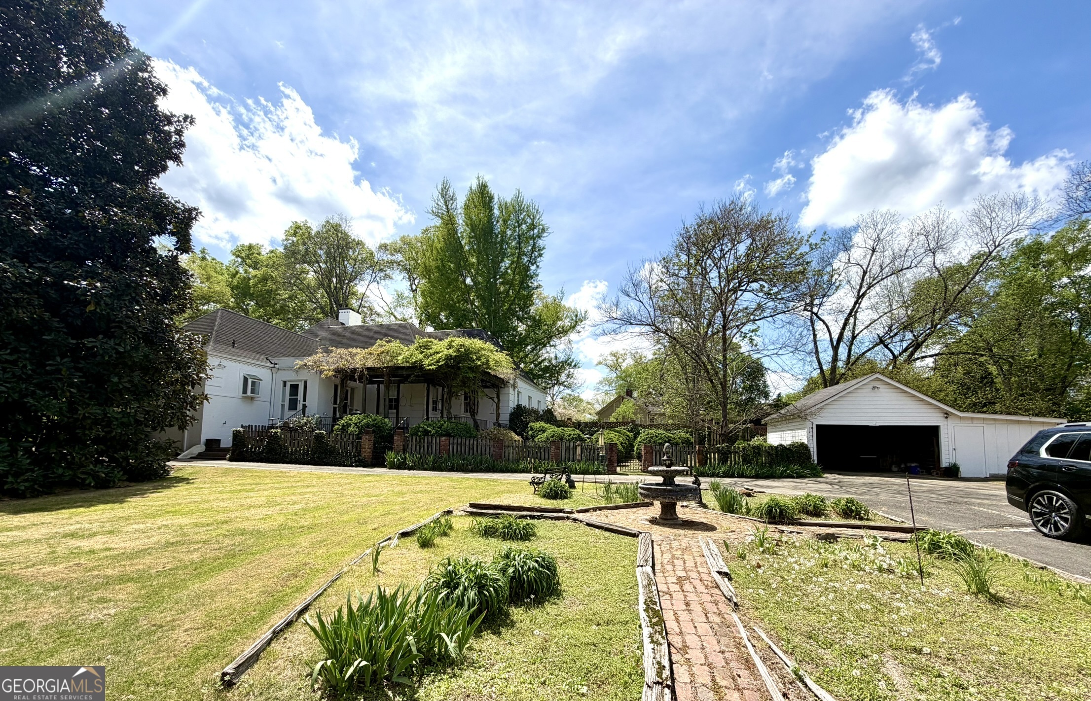 217 East 10th Street Rome, GA 30161 - Photo 3 of 54