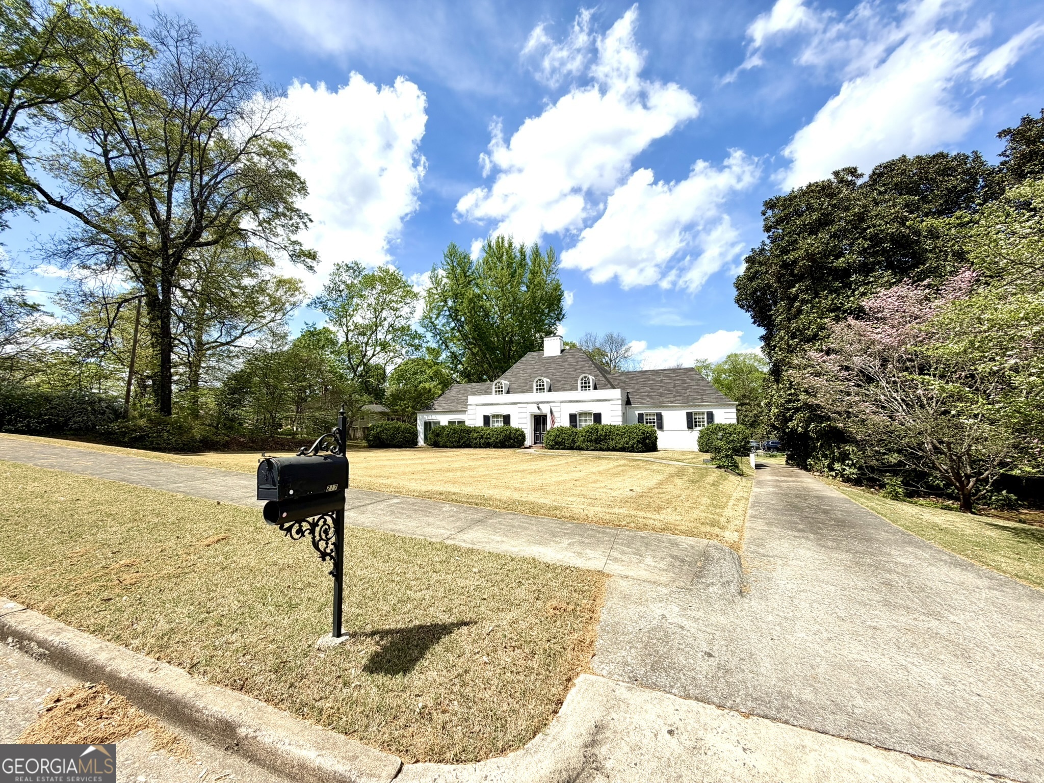 217 East 10th Street Rome, GA 30161 - Photo 7 of 54