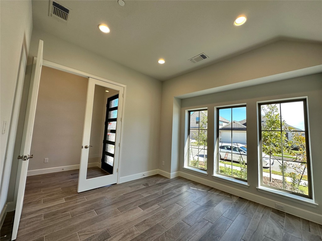 17309 Cain Clearing Pass Austin, TX 78738 - Photo 4 of 33 Office - Lots of natural light.